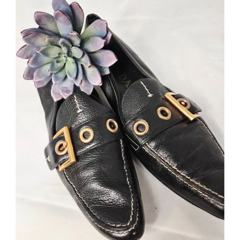 Prada kitten heels - Picture 3 of 13